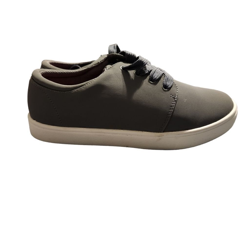 Kidpik LOW TOP SNEAKER Size 2 Boy's Youth GREY NWOT